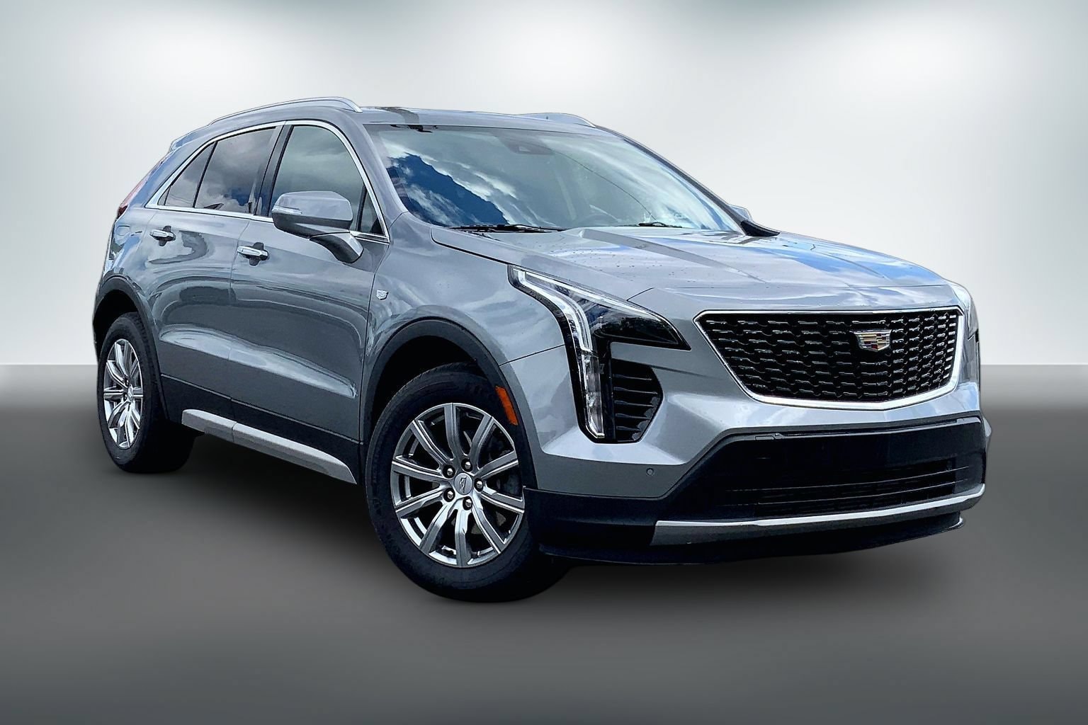 2023 Cadillac XT4 Premium Luxury AWD's photo