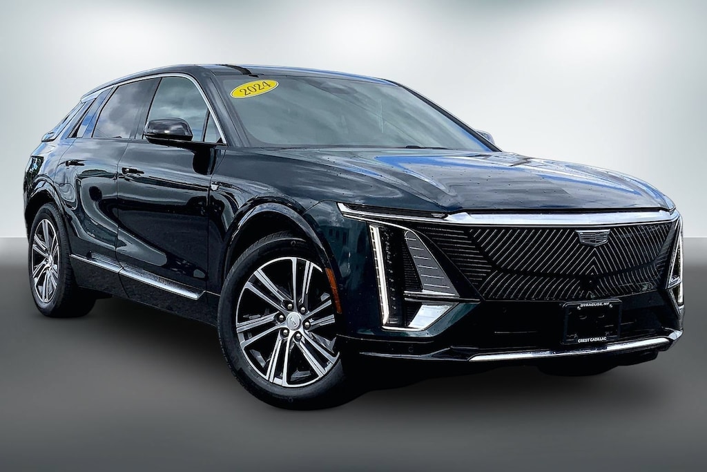 Used 2024 CADILLAC LYRIQ Luxury 2 SUV