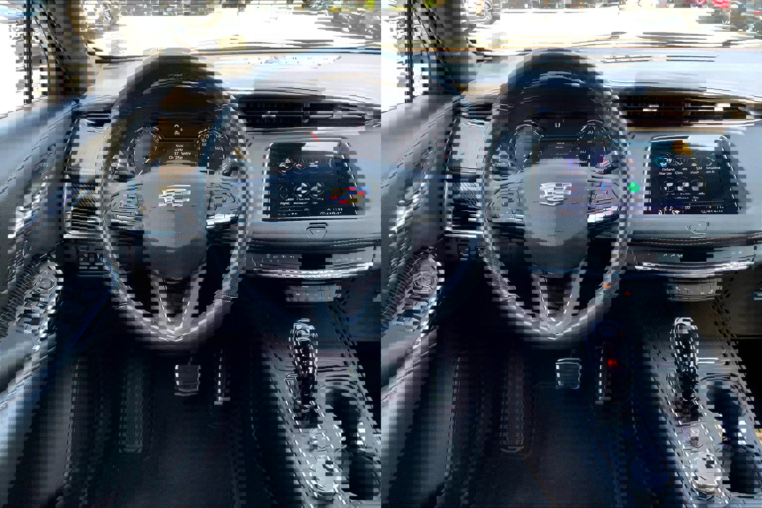 2023 Cadillac XT4 Sport photo 4