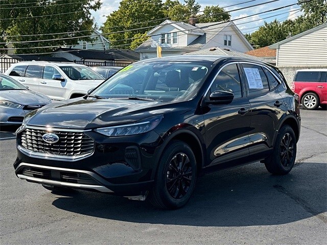 2023 Ford Escape Active photo 3
