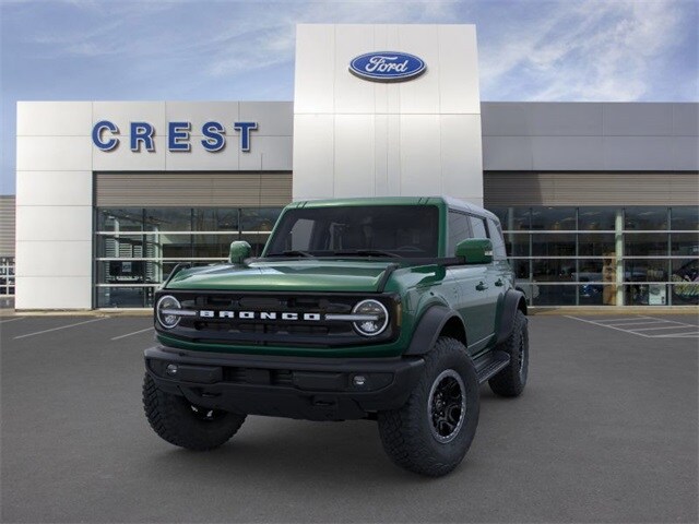 2025 Ford Bronco Outer Banks photo 2