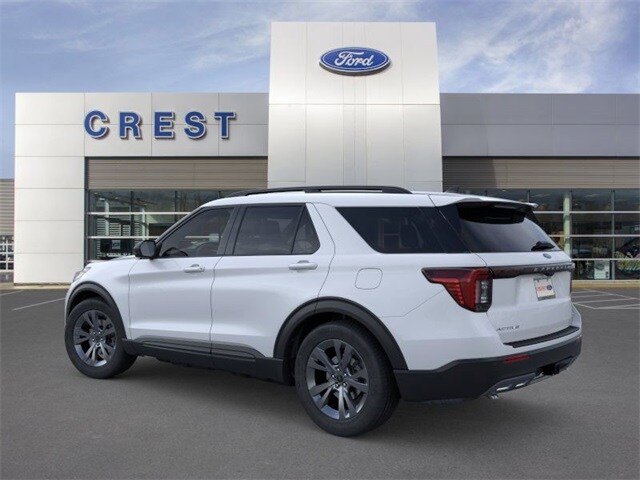 2026 Ford Explorer photo 4