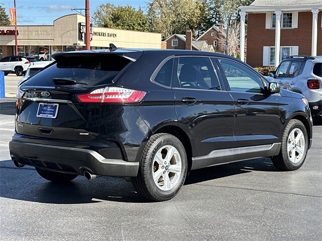 2019 Ford Edge SE photo 3