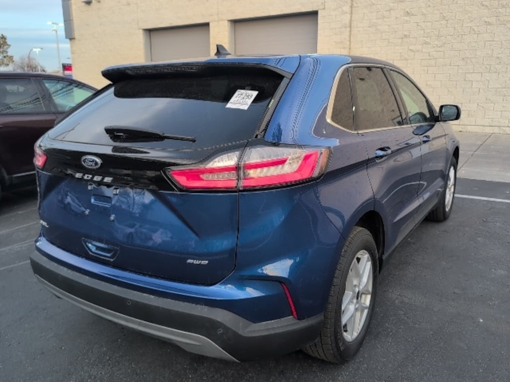 Used 2024 Ford Edge SEL SUV