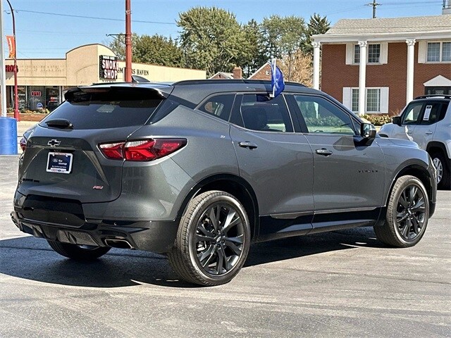 2020 Chevrolet Blazer RS photo 2