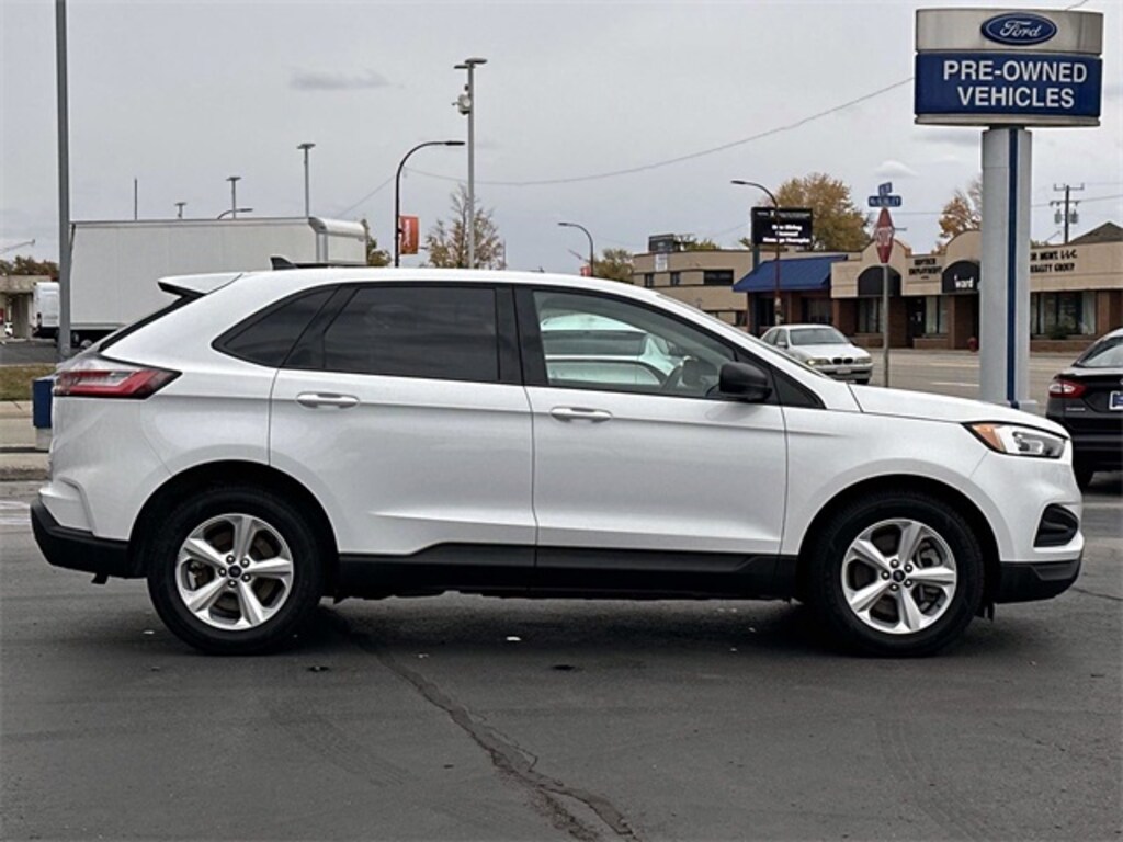 Used 2022 Ford Edge SE SUV