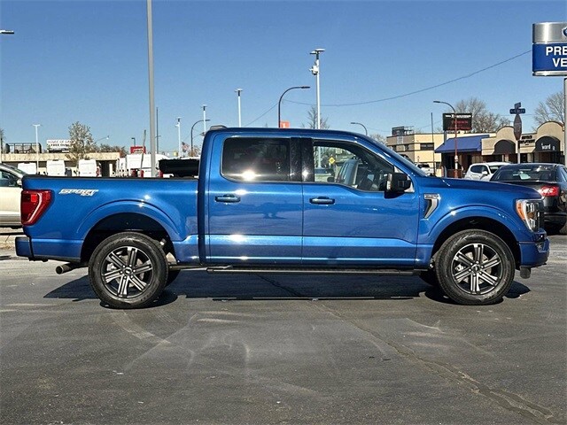 2023 Ford F-150 XLT photo 2