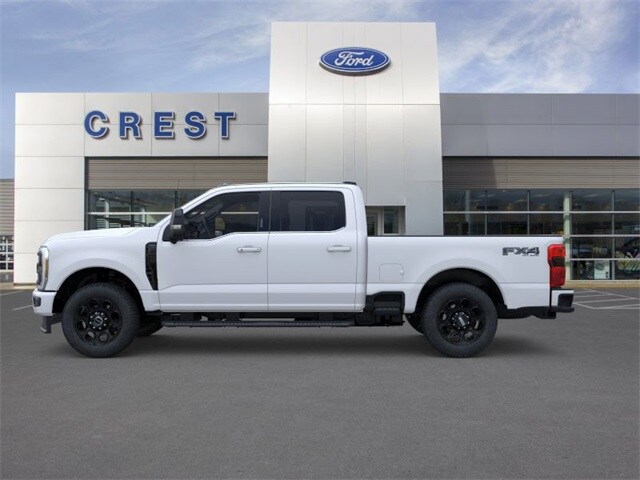 2025 Ford F-350 Lariat photo 3