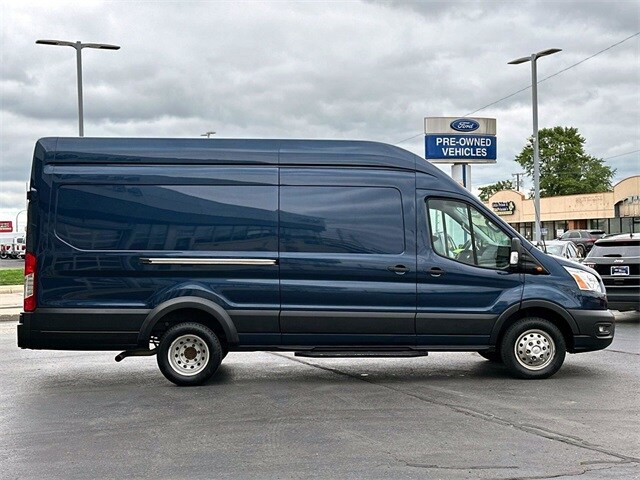 2022 Ford Transit photo 2