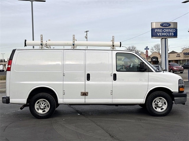Used 2015 Chevrolet Express Cargo Work Van with VIN 1GCWGFCF3F1227517 for sale in Center Line, MI