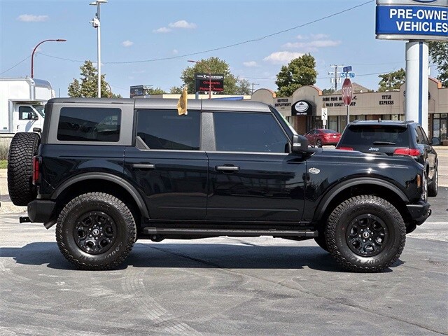 2024 Ford Bronco Wildtrak photo 2