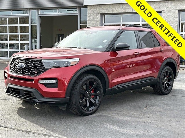 2024 Ford Explorer ST photo 3