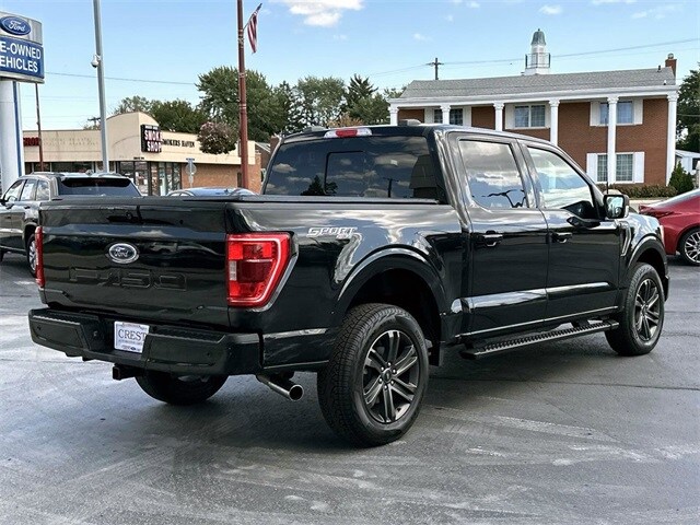 2021 Ford F-150 XLT photo 2