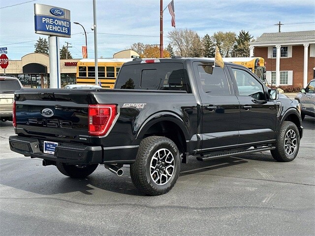 2023 Ford F-150 XLT photo 2