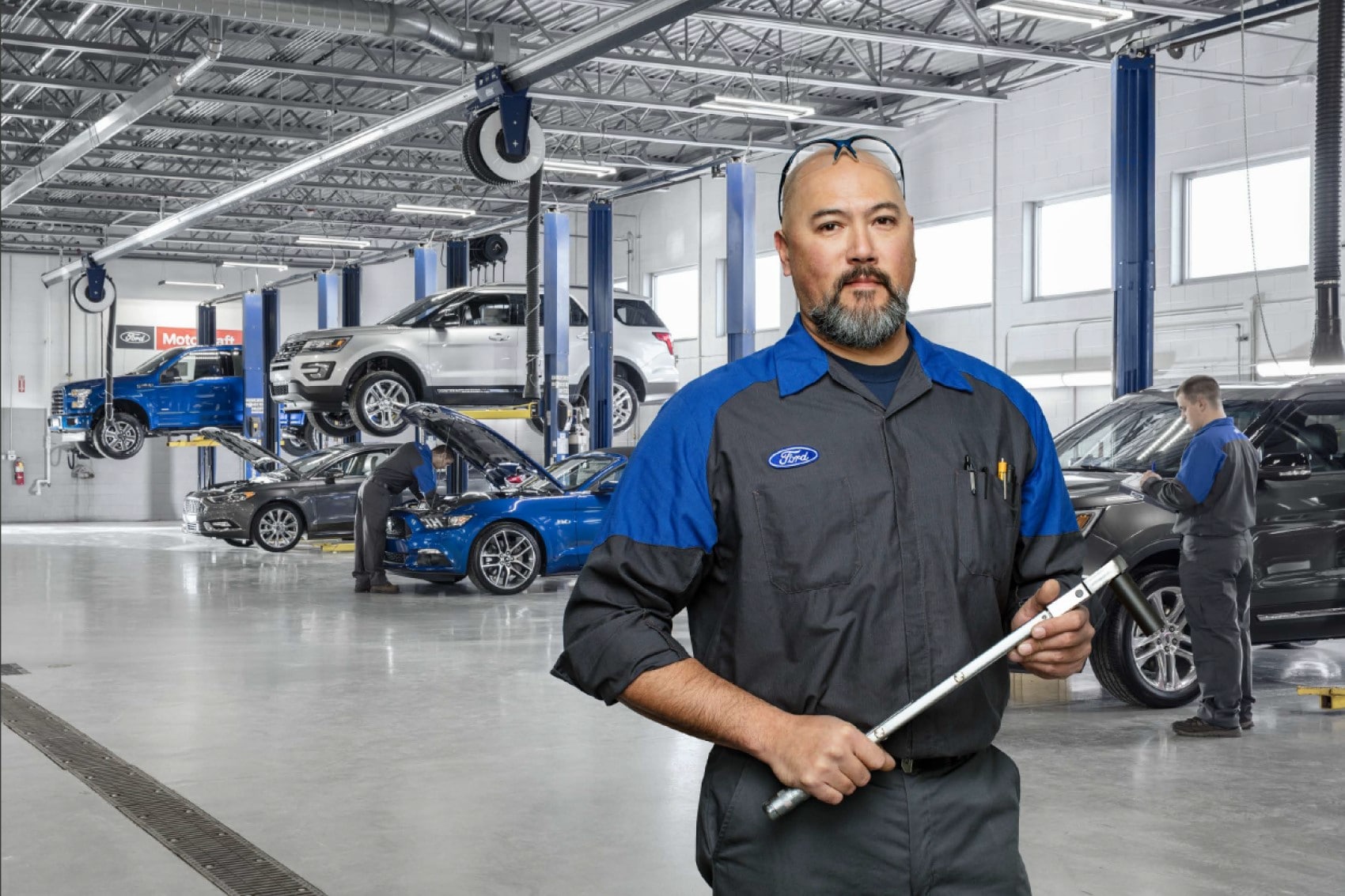 Commercial Vehicles Center Line MI