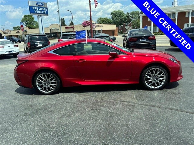 2019 Lexus RC 300 photo 2