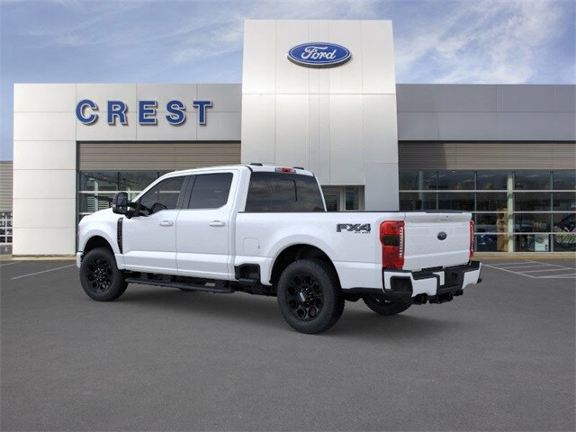 2025 Ford F-350 Lariat photo 4