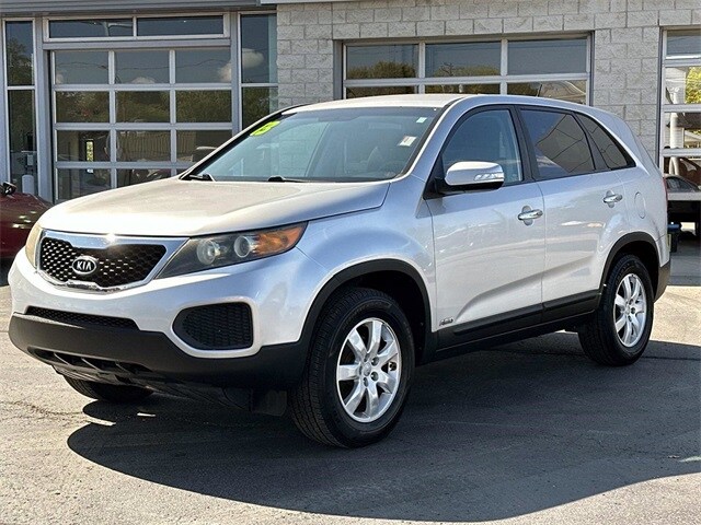 2013 Kia Sorento LX photo 3