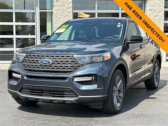 2023 Ford Explorer XLT photo 3