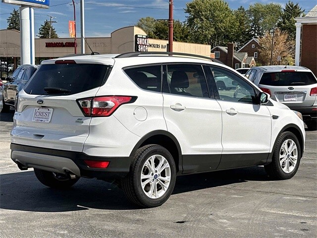 2017 Ford Escape SE photo 3