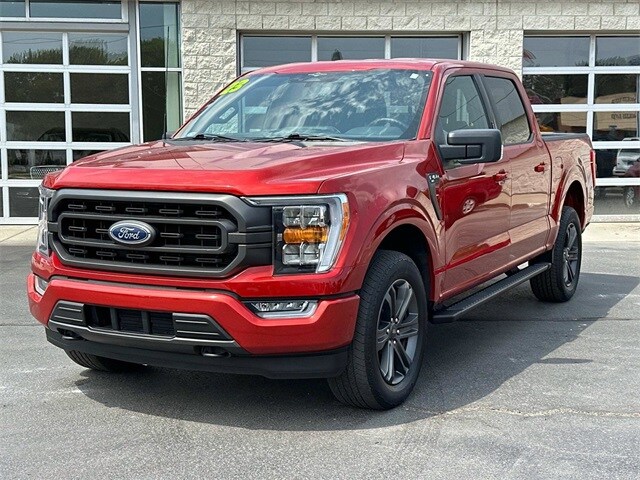 2023 Ford F-150 XLT photo 3