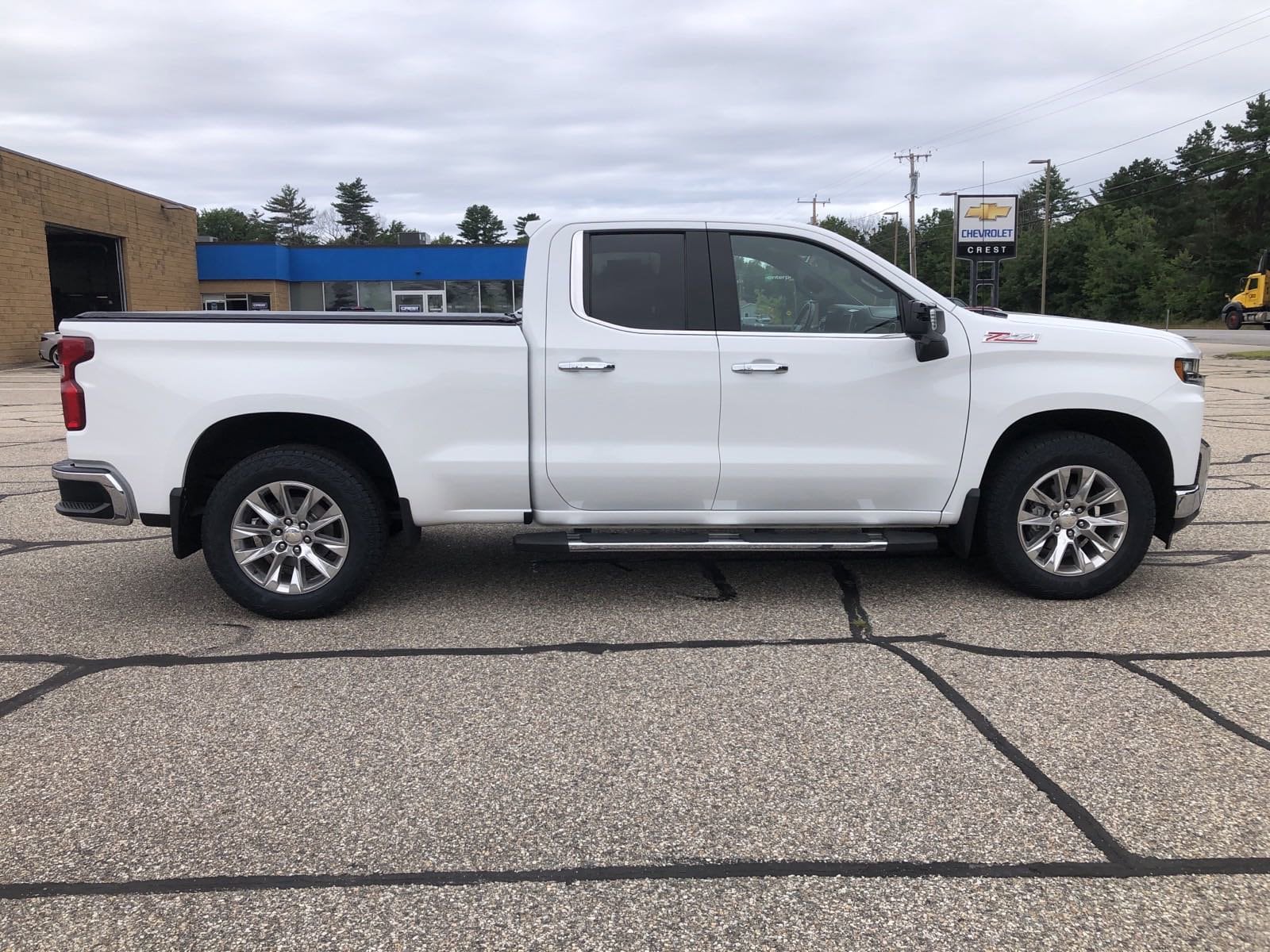 Used 2020 Chevrolet Silverado 1500 LTZ with VIN 1GCRYGED2LZ165603 for sale in Conway, NH