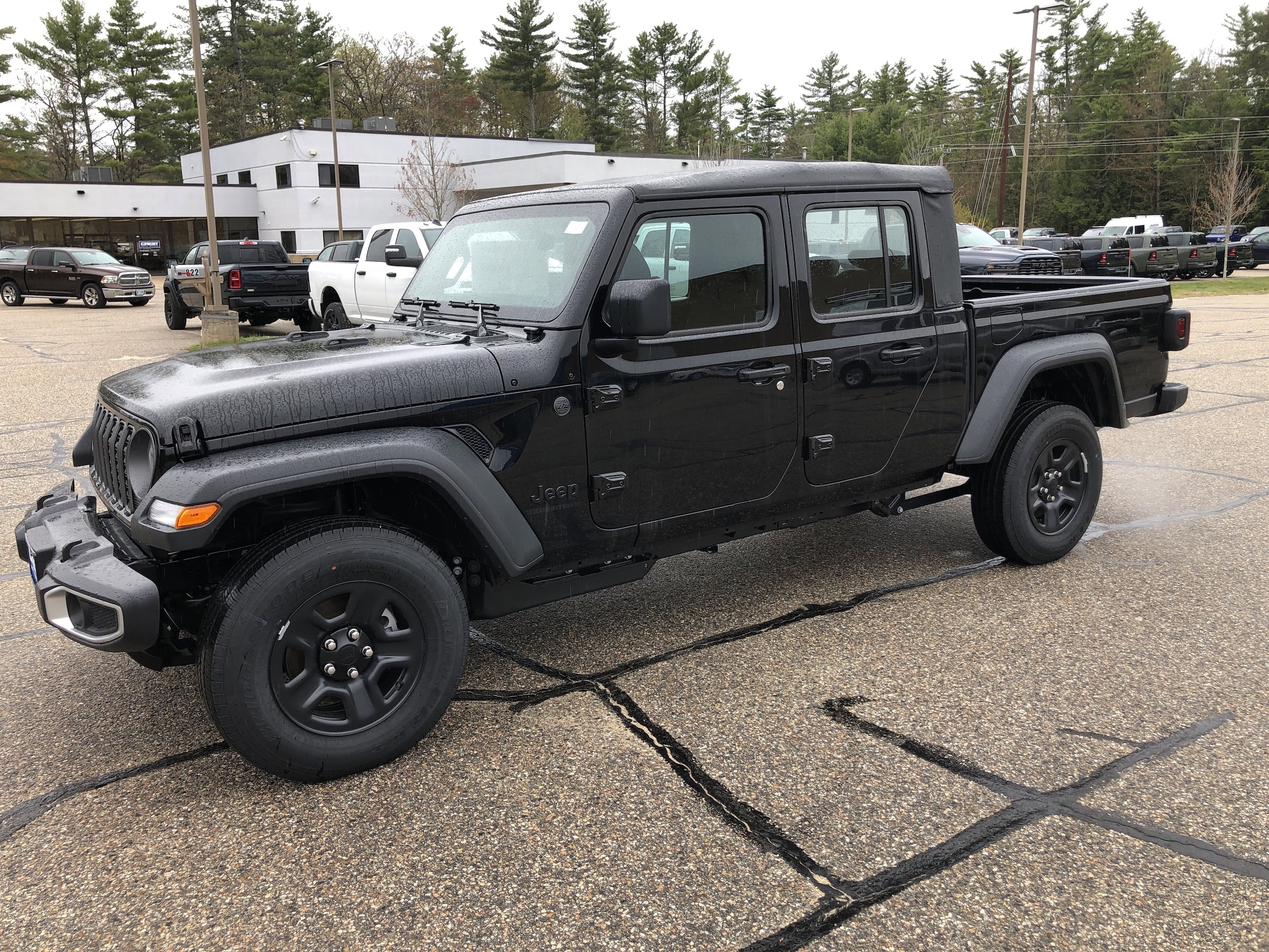 2026 Jeep Gladiator Sport - Photo 9