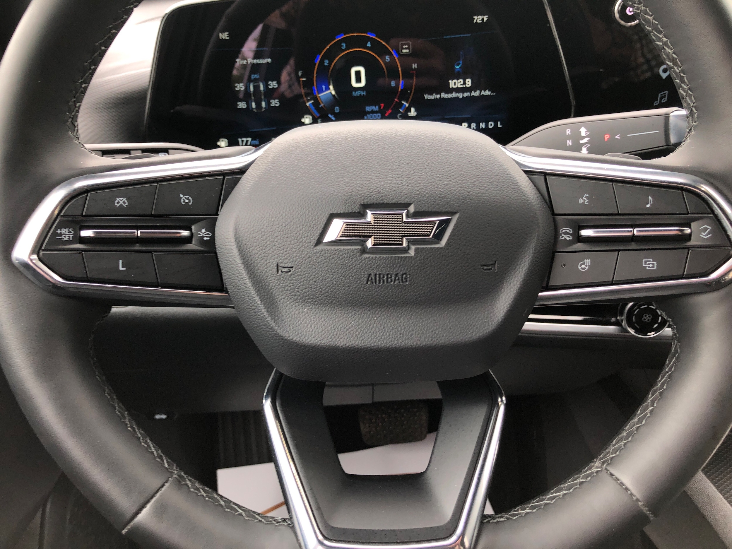 2025 Chevrolet Equinox LT - Photo 11
