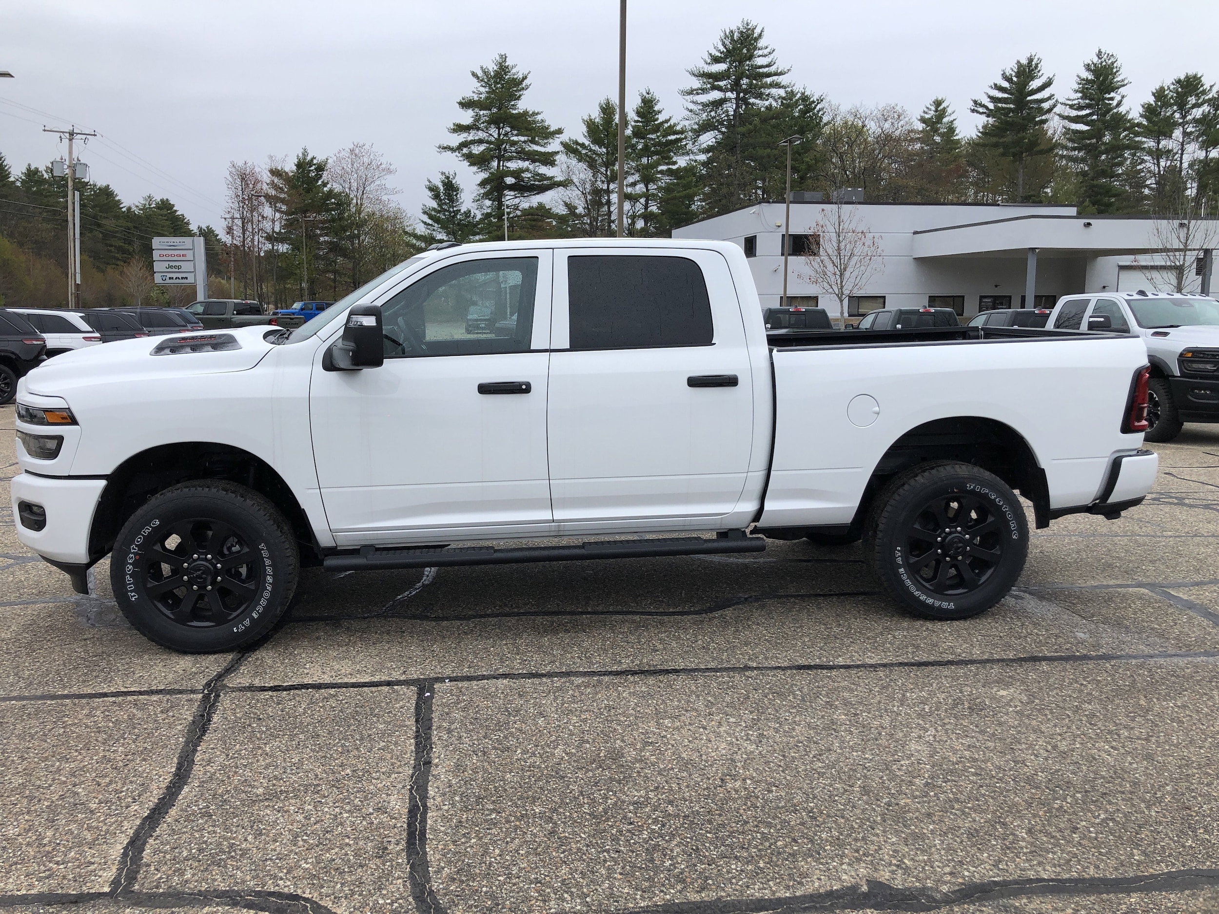 2026 RAM 2500 Tradesman/Black Express - Photo 6
