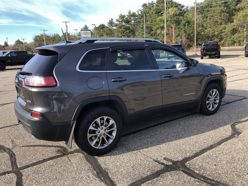 Used 2019 Jeep Cherokee Latitude Plus 4x4 SUV