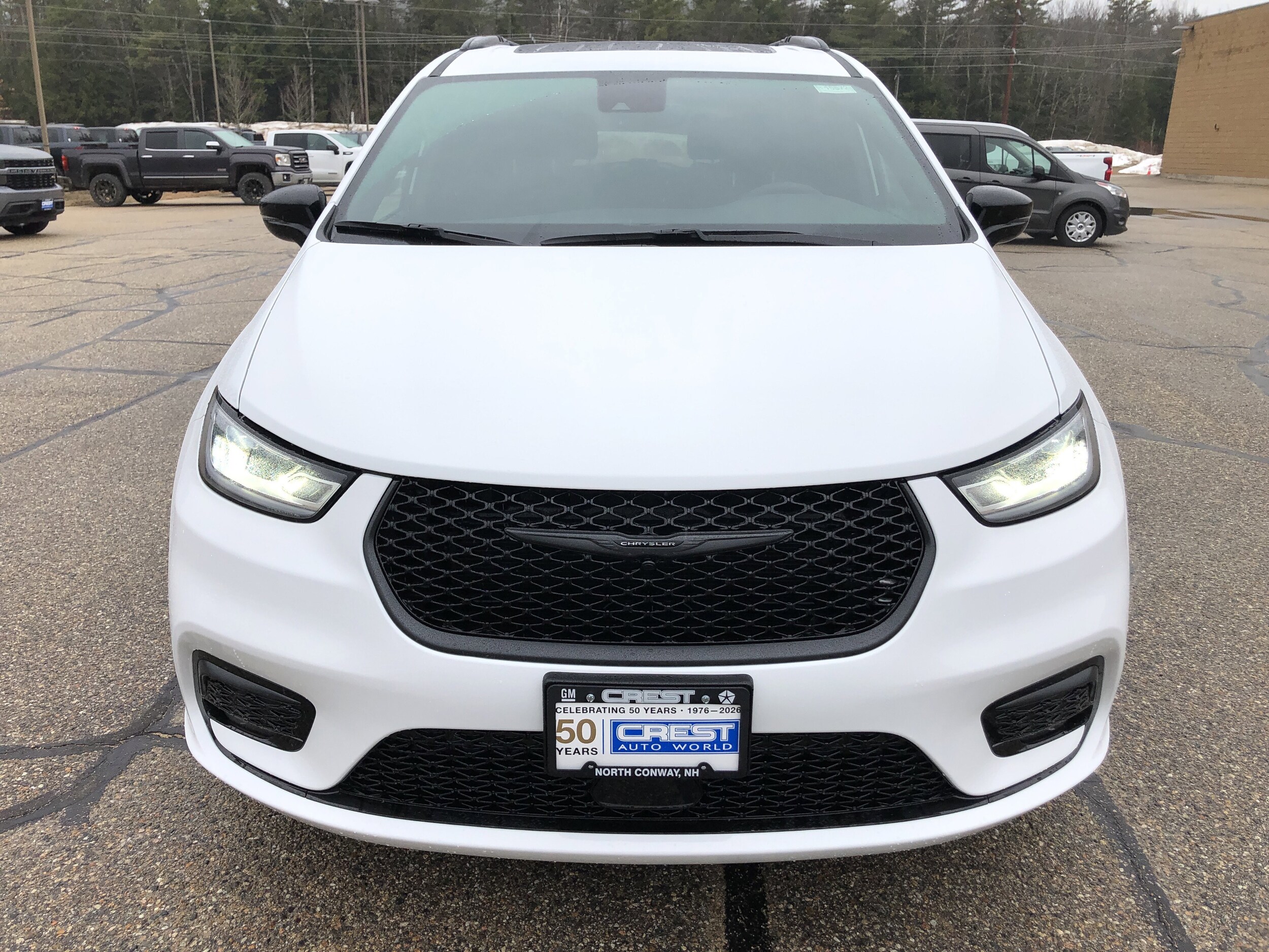 2026 Chrysler Pacifica Select - Photo 8