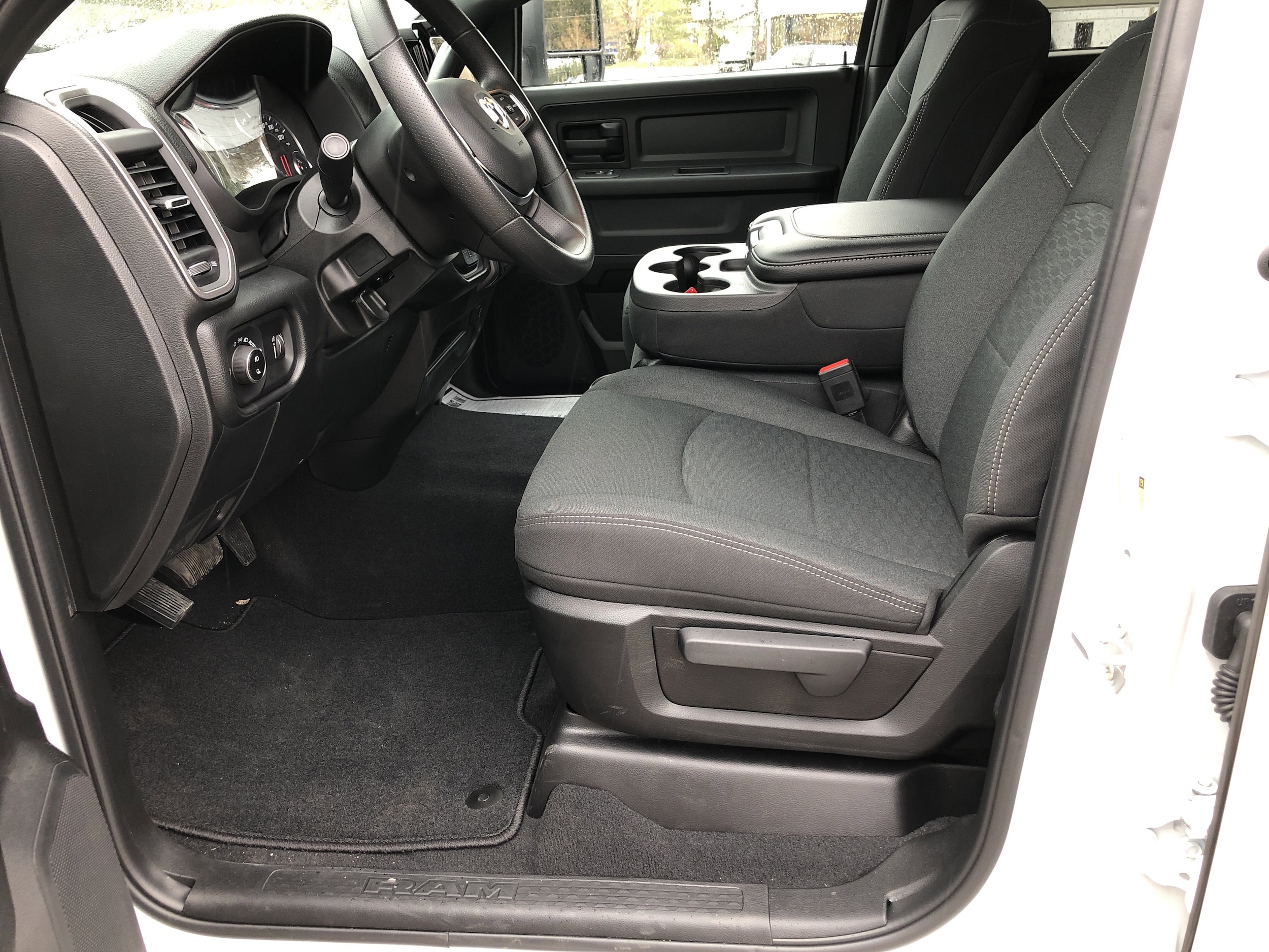 2026 RAM 2500 Tradesman/Black Express - Photo 13