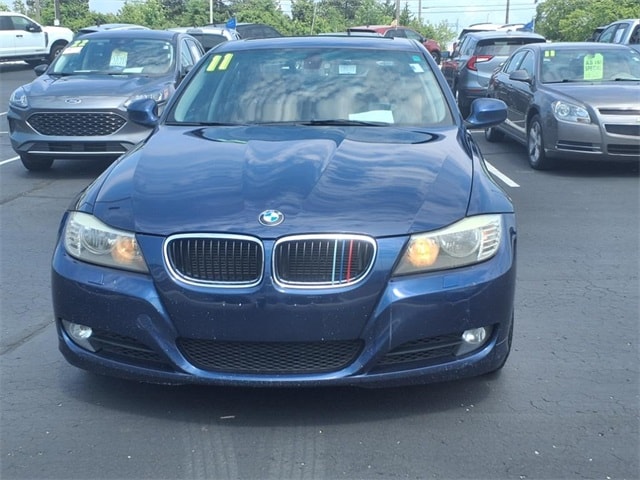 Used 2011 BMW 3 Series 328i with VIN WBAPK7C59BA463581 for sale in Flat Rock, MI