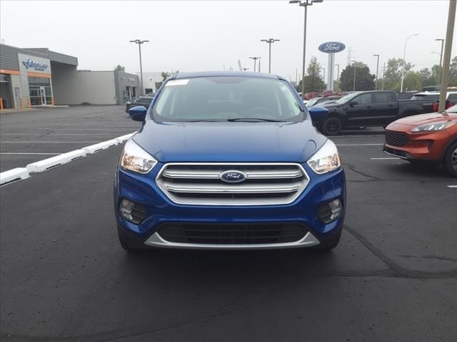 Certified 2019 Ford Escape SE with VIN 1FMCU9GD6KUB54668 for sale in Flat Rock, MI