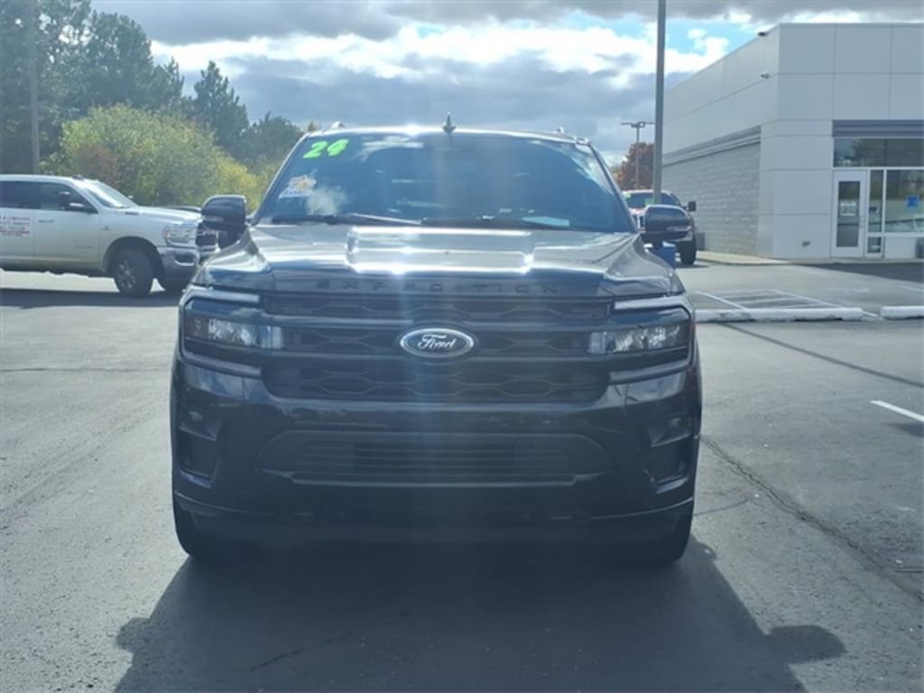 Used 2024 Ford Expedition Limited SUV