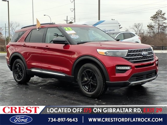 2023 Ford Explorer XLT's photo