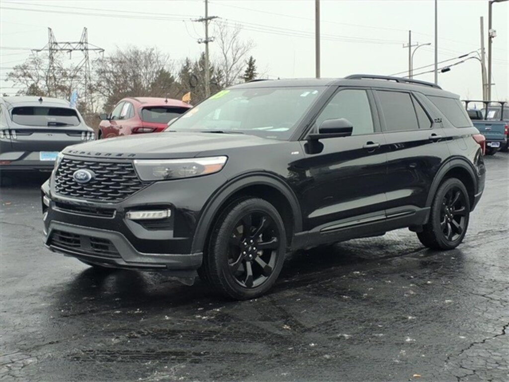 Certified 2023 Ford Explorer ST-Line SUV