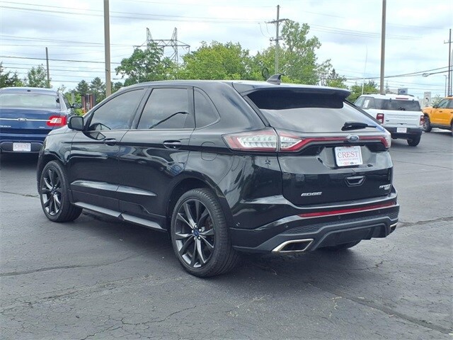 2015 Ford Edge Sport photo 3