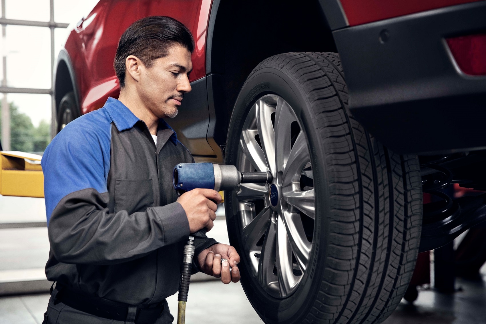 Ford Expert Service near Wyandotte, MI