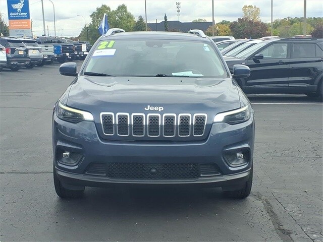 2021 Jeep Cherokee Latitude Lux photo 2