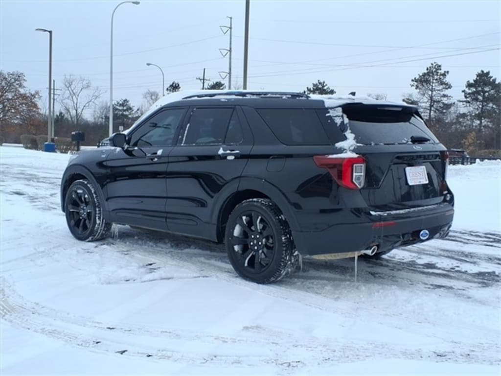Certified 2023 Ford Explorer ST-Line SUV