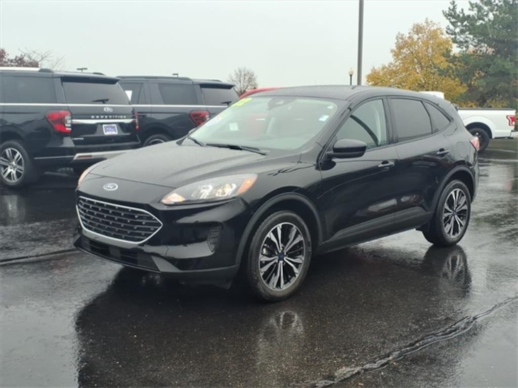 Used 2022 Ford Escape SE SUV