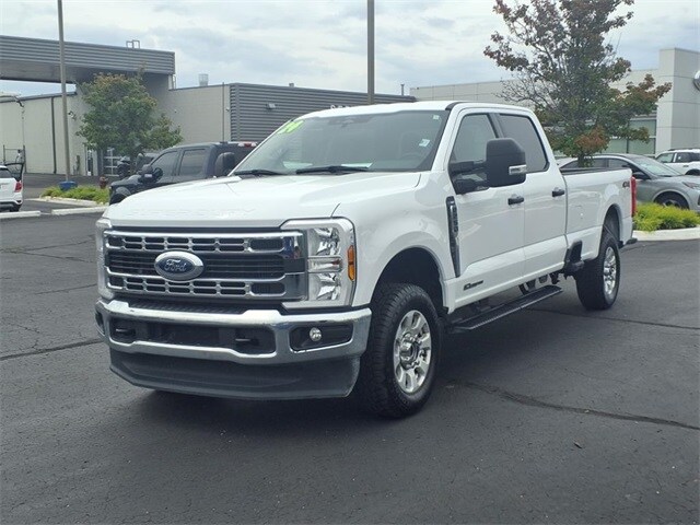 2024 Ford F-250 photo 2