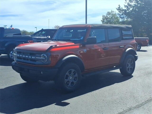 2023 Ford Bronco Big Bend photo 3