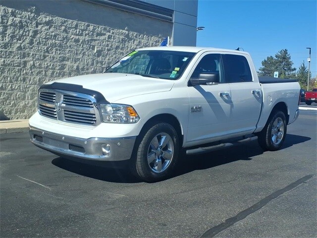 2017 Ram 1500 Big Horn photo 3