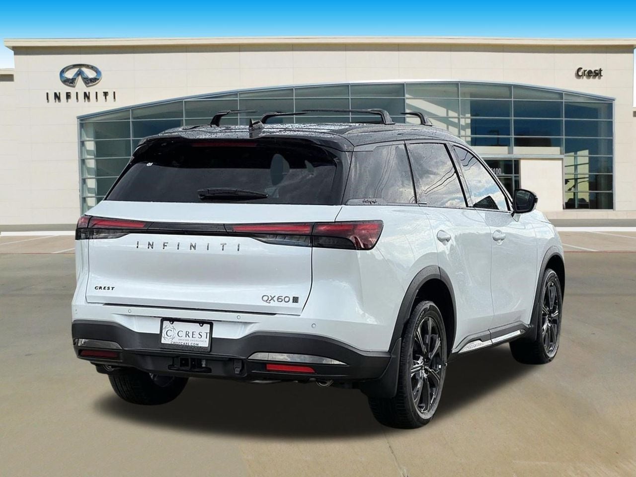 View vehicle photo 3