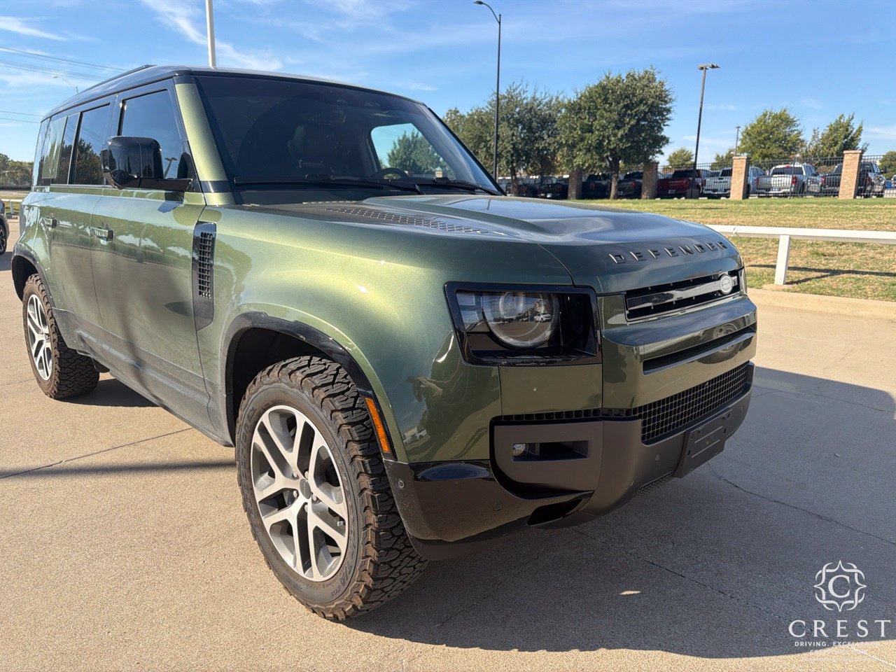 2026 Land Rover Defender 110 X-Dynamic SE SUV