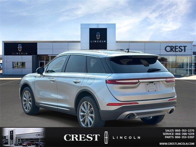2022 Lincoln Corsair Standard photo 4