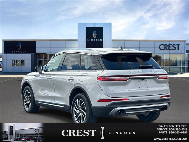 2020 Lincoln Corsair Standard photo 4