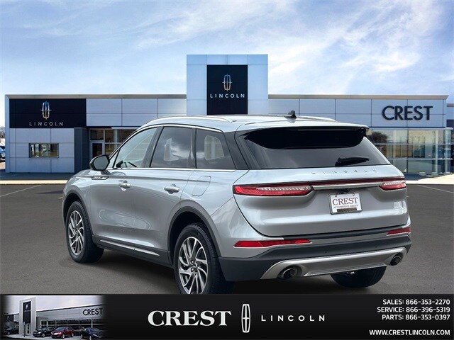 2022 Lincoln Corsair Standard photo 4